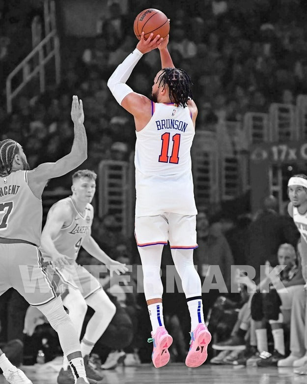Jalen Brunson New York Knicks Elite Playmaker premium canvas wall art