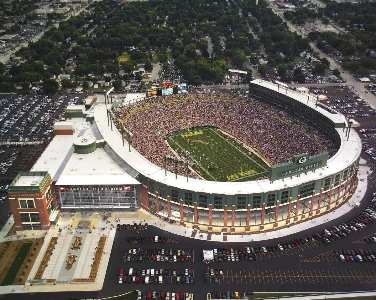 Lambeau Field Green Bay Packers Canvas Wall Art – Legendary NFL Stadium Decor