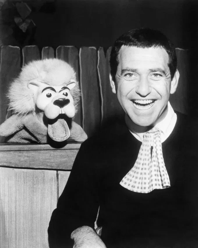 Soupy Sales Black & White Canvas Wall Art – Classic TV Comedy Legend Poster