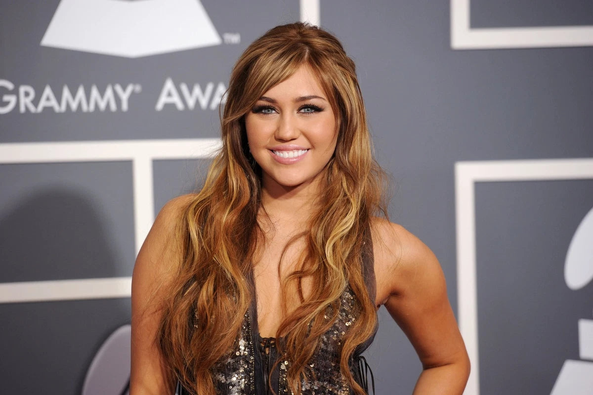 Miley Cyrus Natural Beauty Canvas Wall Art – Loose Hair Pop Star Poster