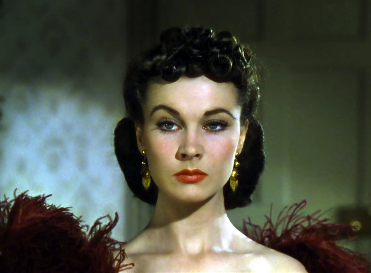 Vivien Leigh Legendary Canvas Wall Art – Classic Hollywood Icon Poster