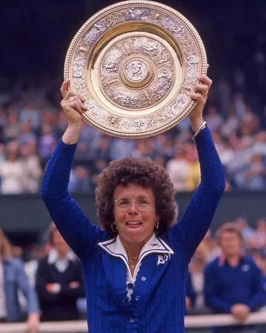 Billie Jean King 1975 Wimbledon Canvas Wall Art – Historic Tennis Champion Decor
