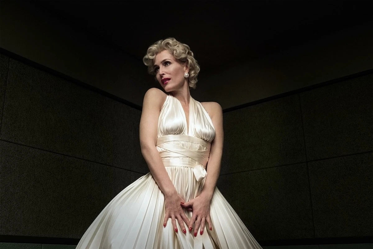 Gillian Anderson Editorial Pose Canvas Wall Art – Elegant Portrait Poster