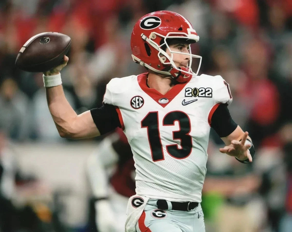 Stetson Bennett Georgia Bulldogs Canvas Wall Art – College Football Champion QB Decor