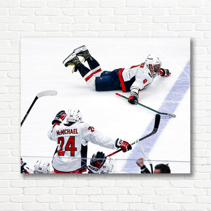 Alex Ovechkin Washington Capitals passing canvas print