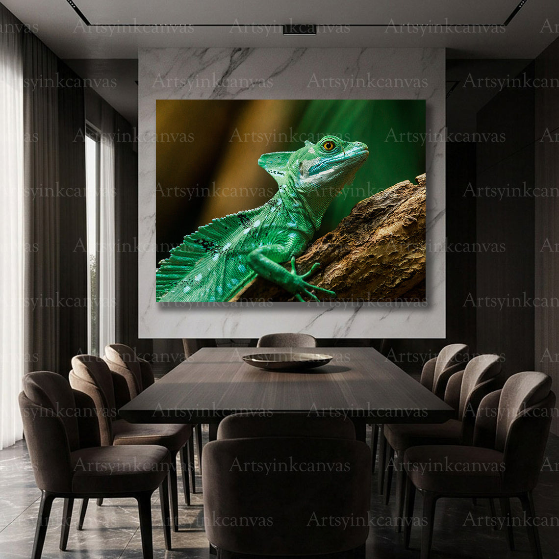 Detailed reptile canvas artwork with vivid colors
