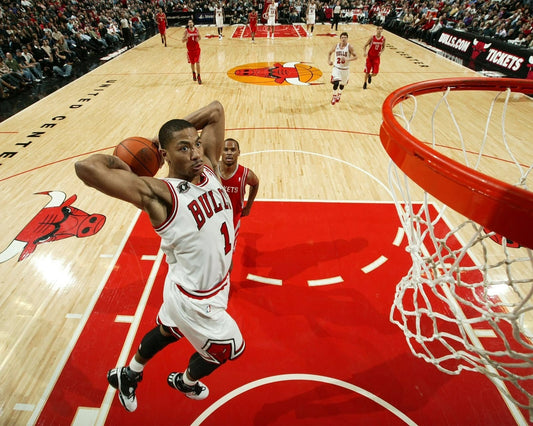 Derrick Rose rim cam dunk Chicago Bulls canvas wall art
