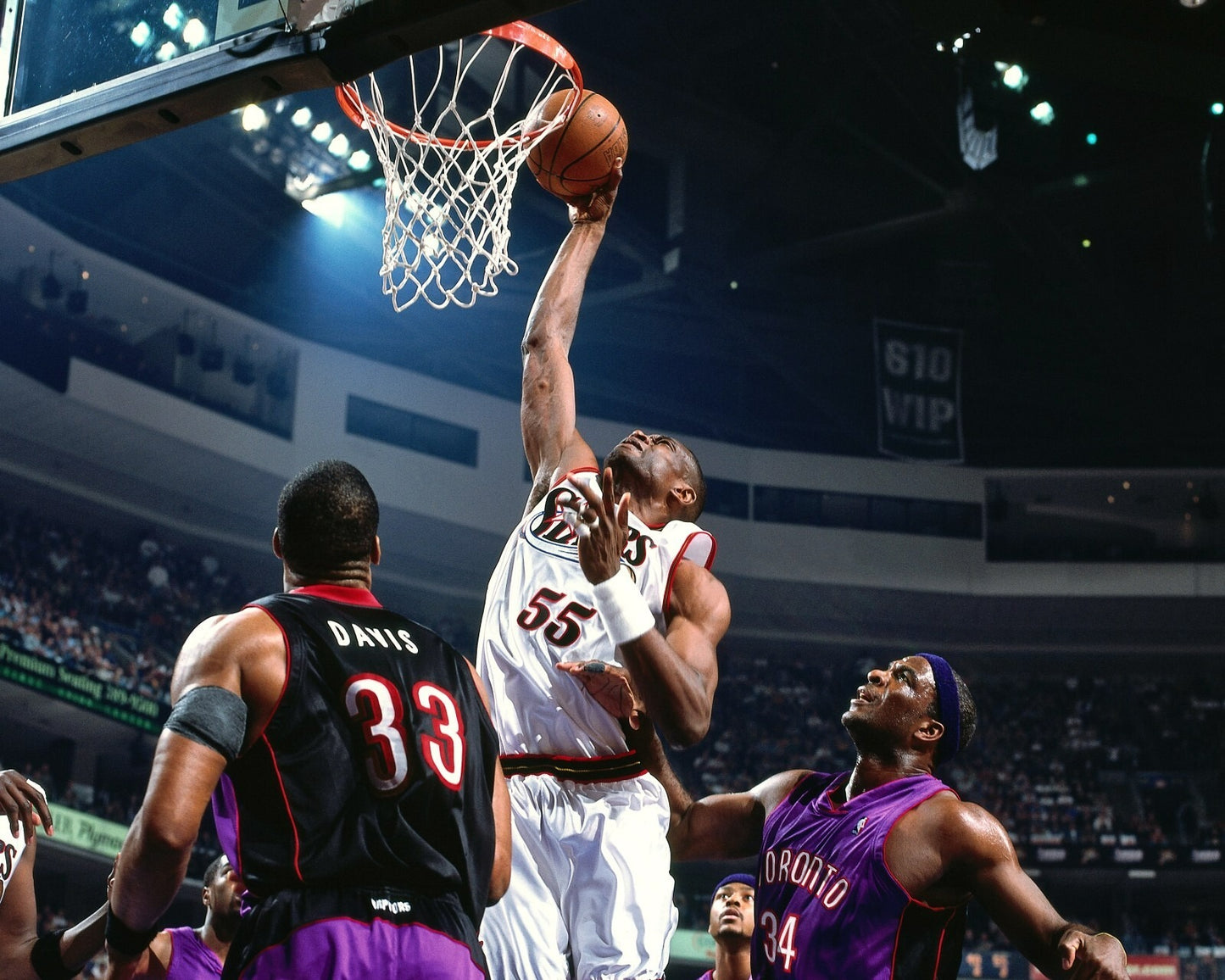 Dikembe Mutombo layup Philadelphia 76ers canvas wall art