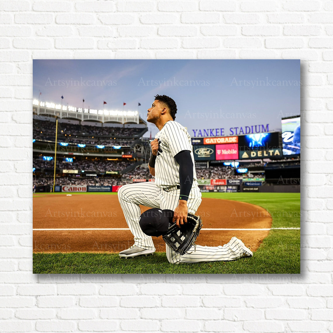 Juan Soto Yankees one knee canvas print