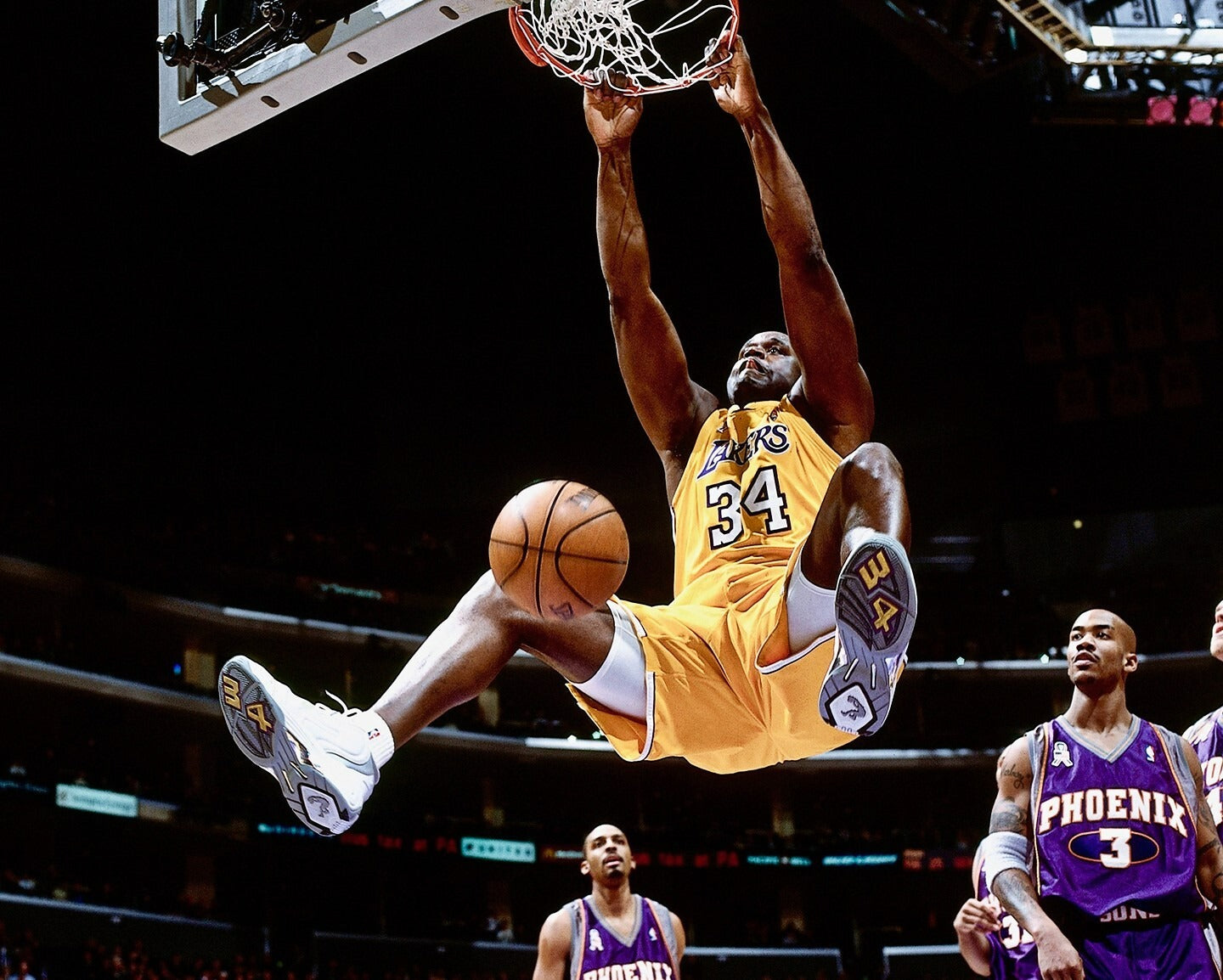Shaquille O'Neal slam dunk hang Los Angeles Lakers canvas wall art