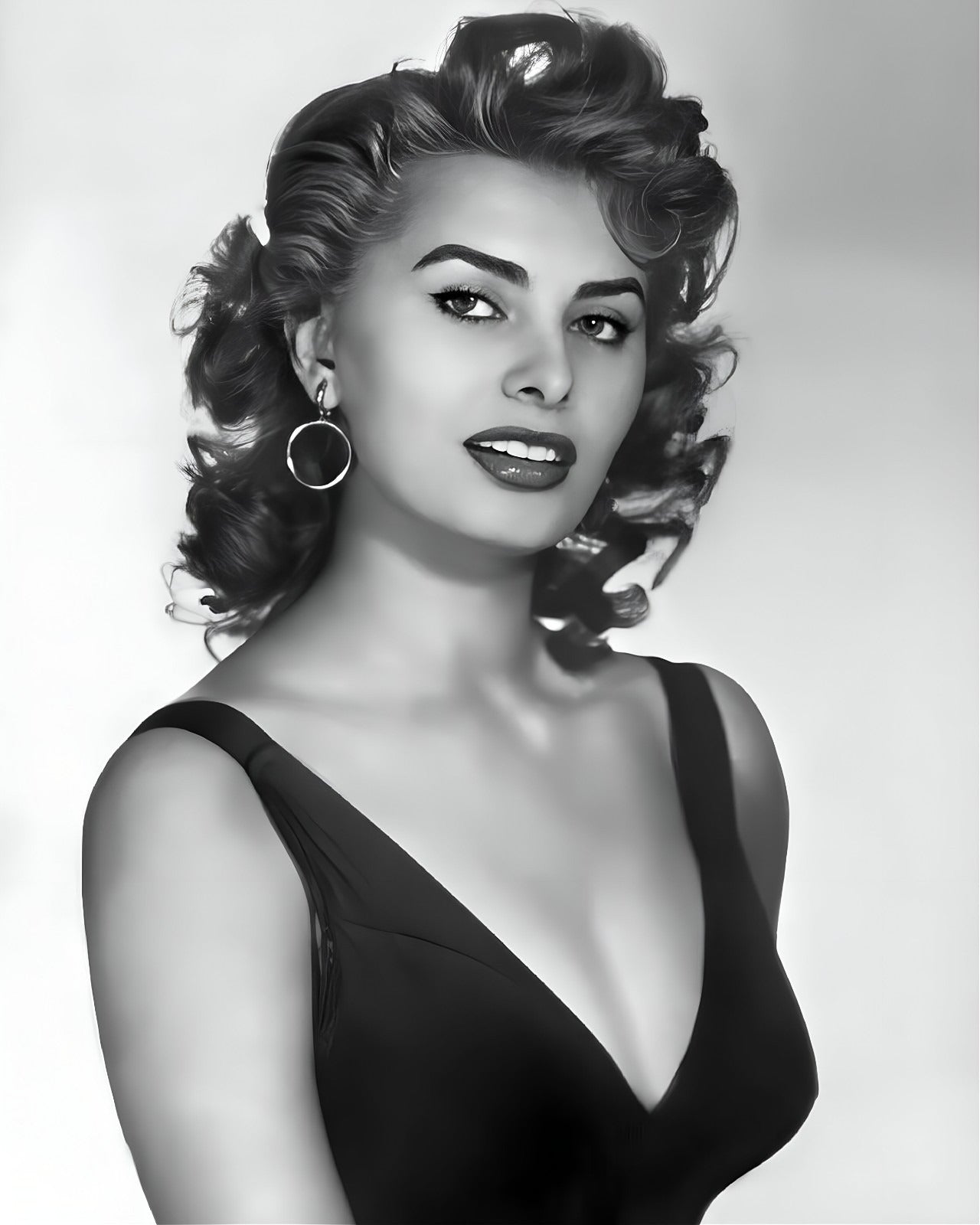 Sophia Loren black and white canvas wall art portrait