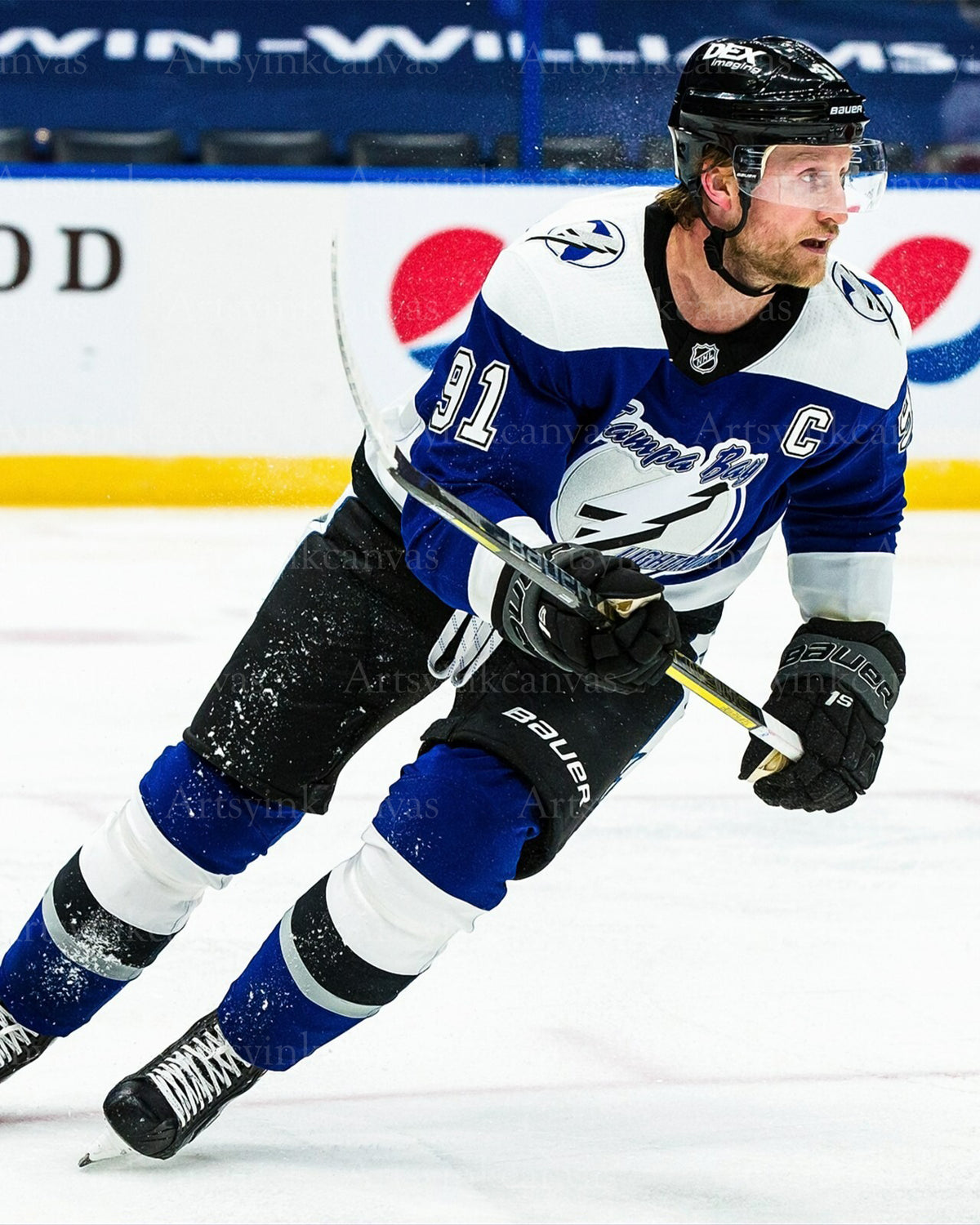 Steve Stamkos Reverse Retro skating Tampa Bay Lightning canvas wall art