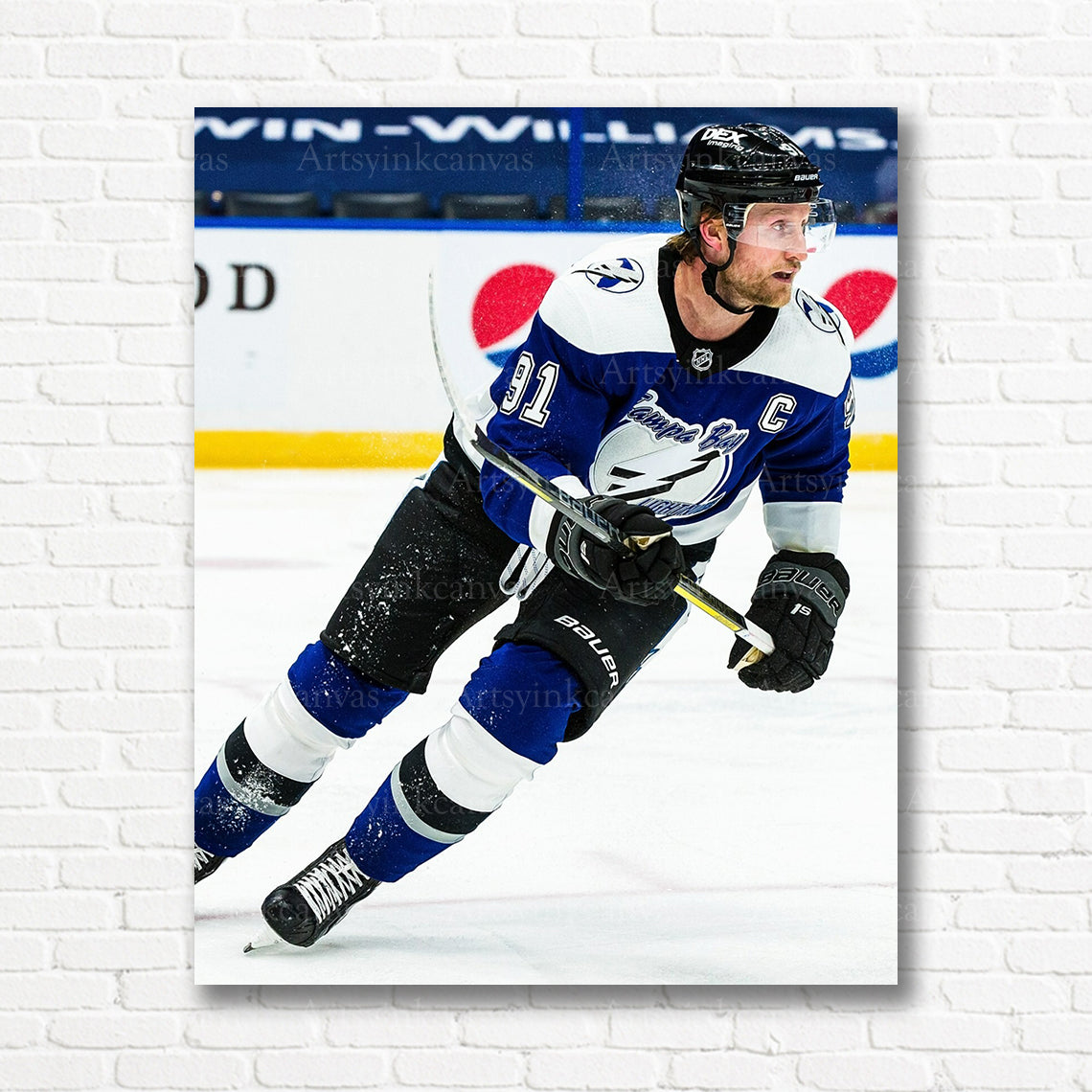 Steve Stamkos Lightning Reverse Retro skating canvas print