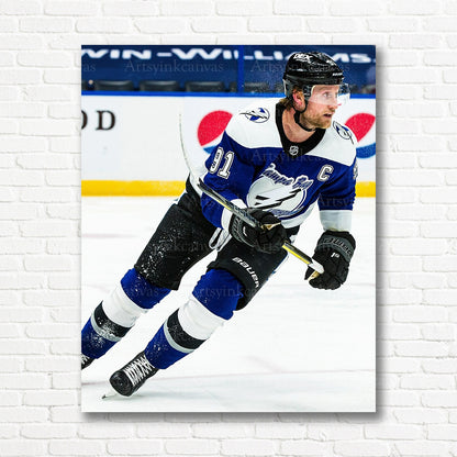 Steve Stamkos Lightning Reverse Retro skating canvas print