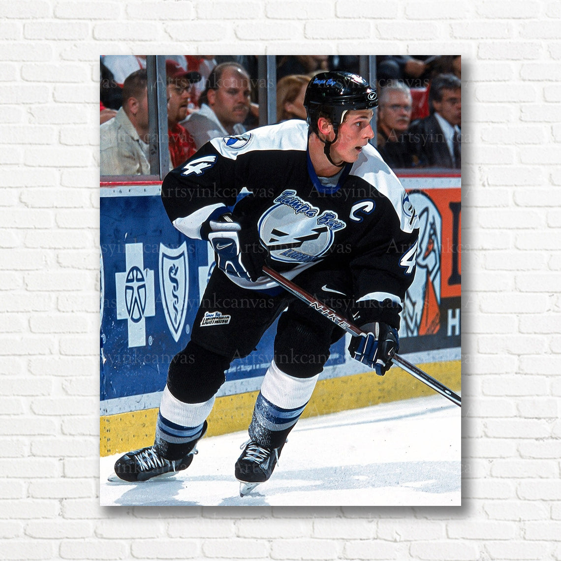 Vincent Lecavalier Lightning skating canvas print