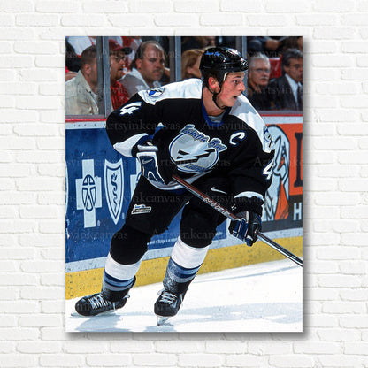 Vincent Lecavalier Lightning skating canvas print