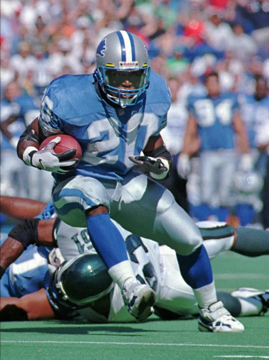 Barry Sanders Canvas Wall Art – NFL Legend Running Back Poster