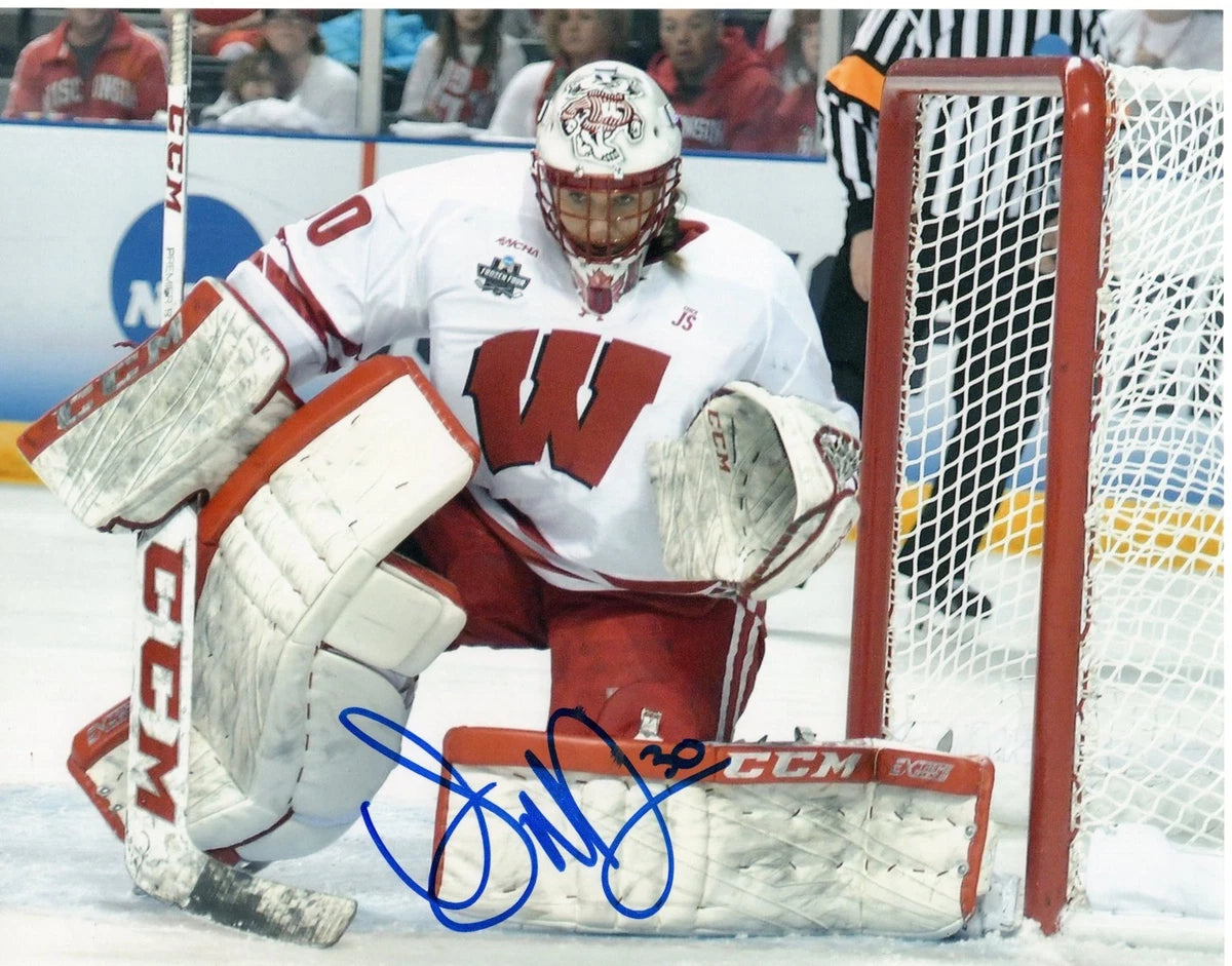 Ann-Renée Desbiens Signed-Style Wisconsin Badgers Canvas Print – Elite Goaltender Reproduction Wall Art | Signature Fan Décor
