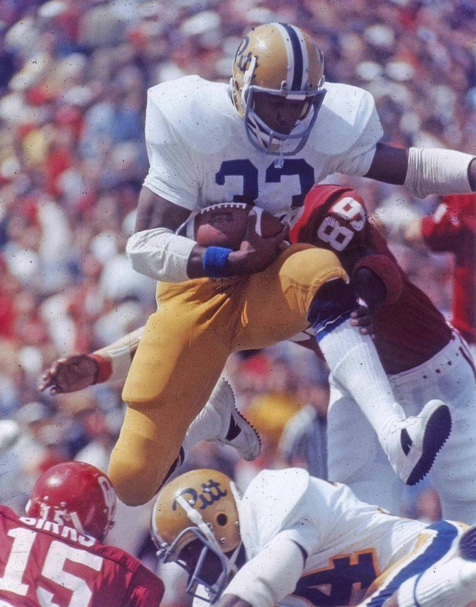 Tony Dorsett Pitt Jumping Canvas Wall Art – College Football Legend Poster