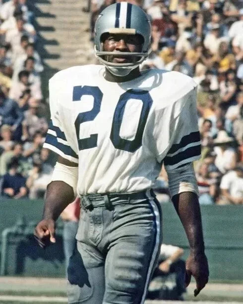 Mel Renfro Dallas Cowboys Canvas Wall Art – NFL Hall of Fame Legend Decor