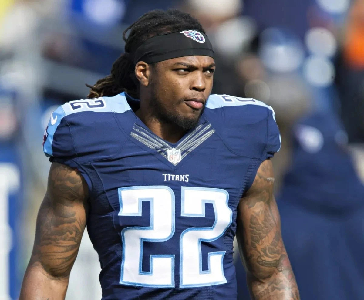 Derrick Henry Tennessee Titans Canvas Wall Art – NFL “King Henry” Power Legend Decor