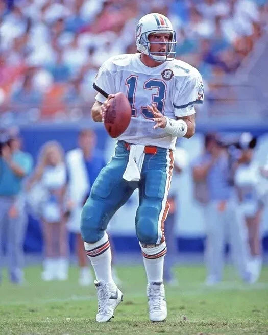 1990 Dan Marino Miami Dolphins Canvas Wall Art – Vintage NFL Quarterback Decor