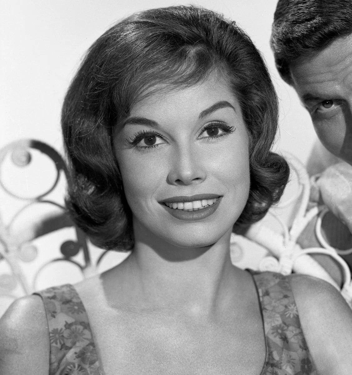 Mary Tyler Moore Classic Smile Canvas Wall Art – Vintage TV Icon Poster