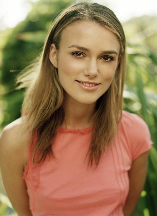 Keira Knightley Pink Elegance Canvas Wall Art – Soft Minimal Aesthetic Decor