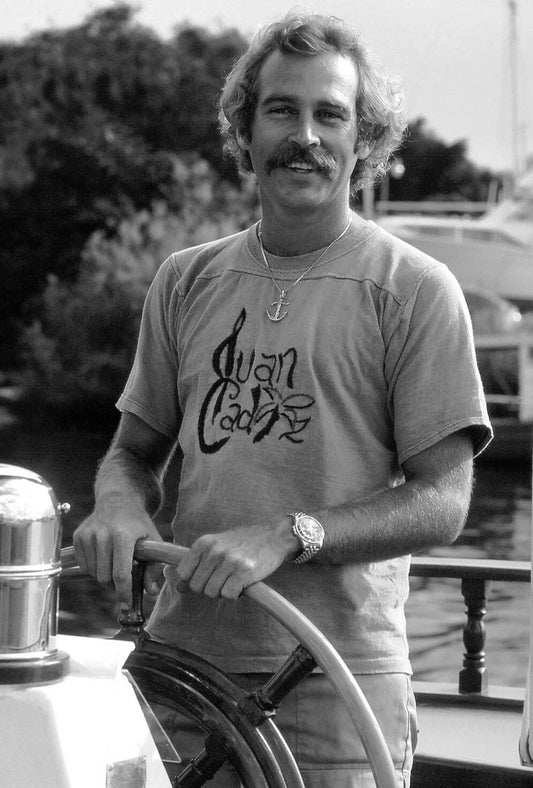 Jimmy Buffett Smiling Canvas Wall Art – Black & White Music Legend Poster