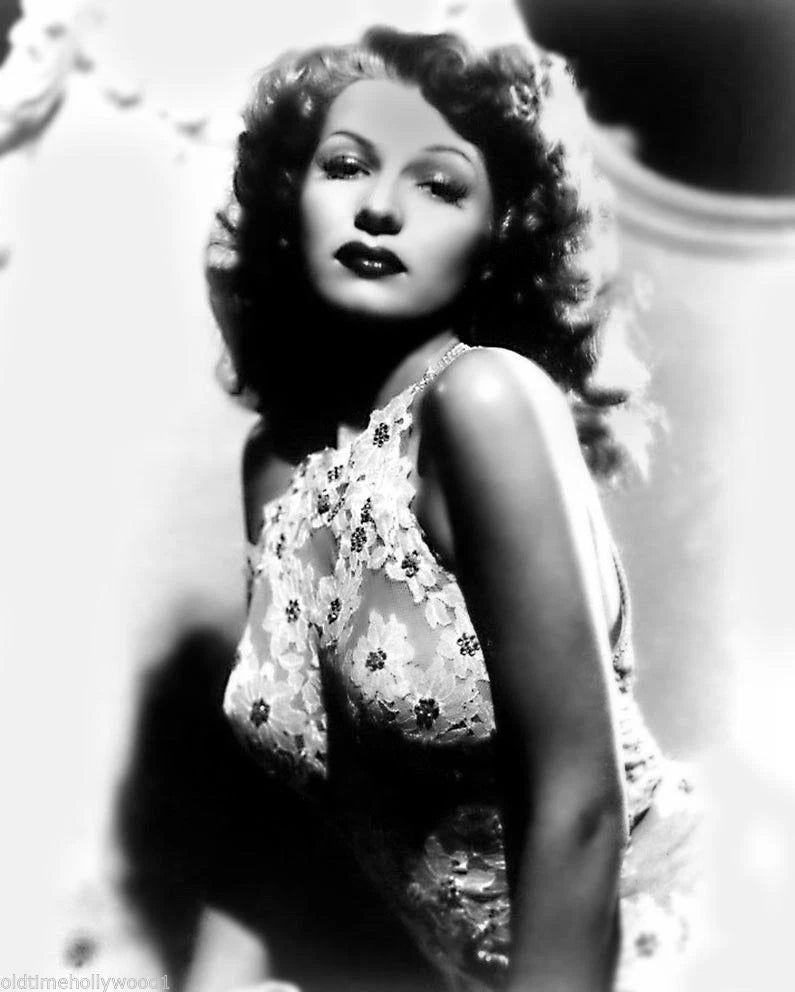 Rita Hayworth Beauty Black and White Canvas Wall Art – Vintage Hollywood Glamour Poster